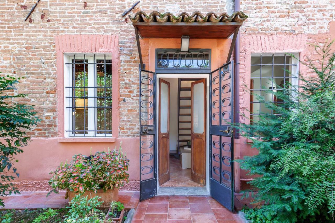 Duplex Apartment In Pieno Centro Ferrara Buitenkant foto