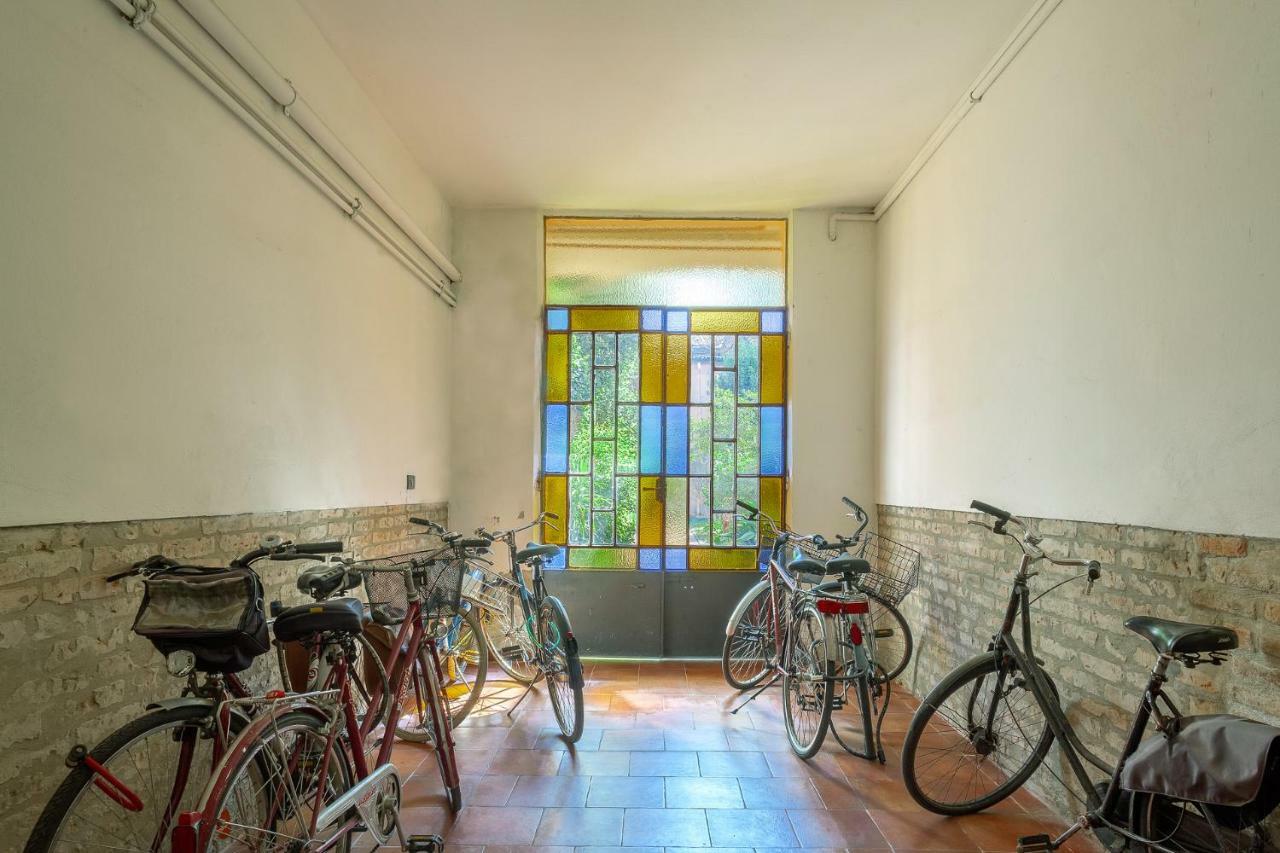 Duplex Apartment In Pieno Centro Ferrara Buitenkant foto